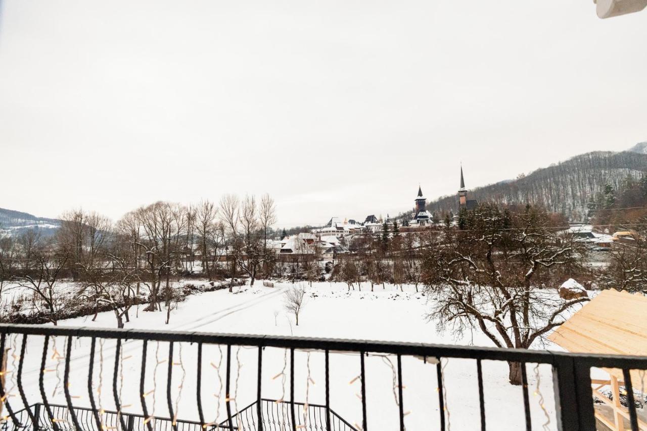 Pensiunea Hai In Maramures Birsana Ngoại thất bức ảnh
