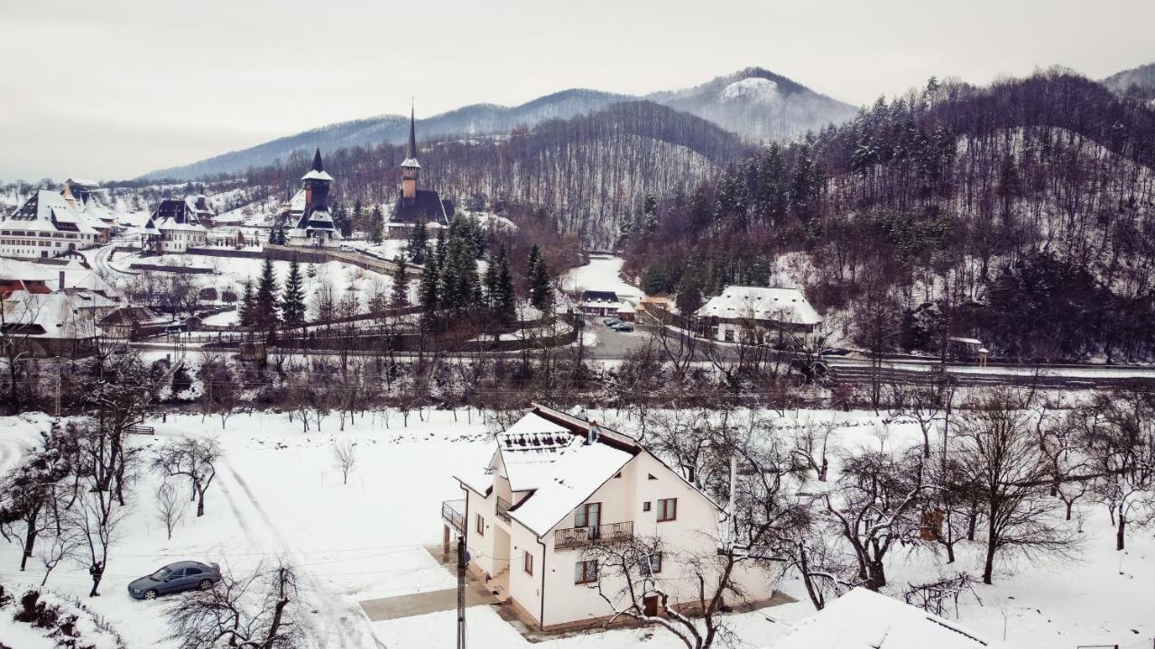 Pensiunea Hai In Maramures Birsana Ngoại thất bức ảnh